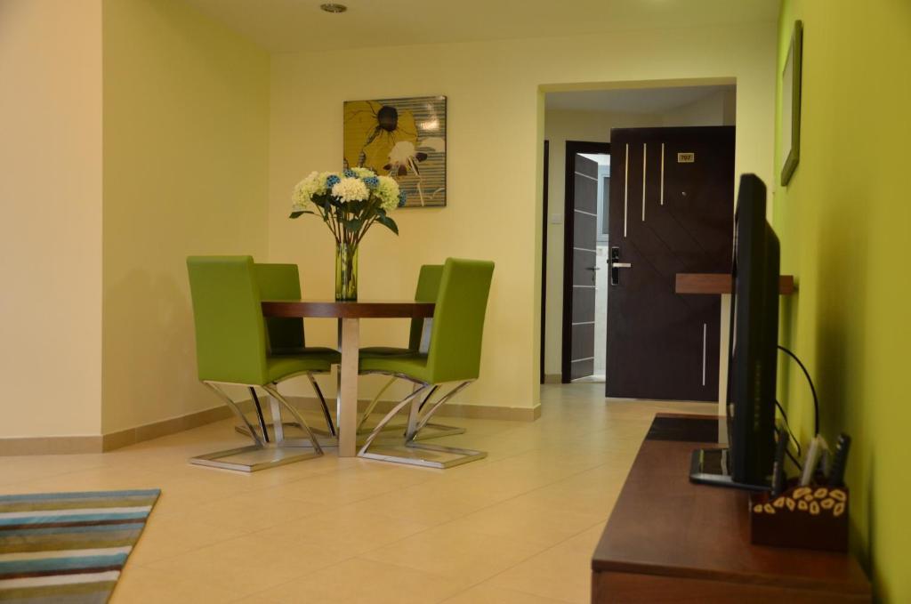 Al Waleed Palace Hotel Apartment Al Barsha Ντουμπάι Εξωτερικό φωτογραφία