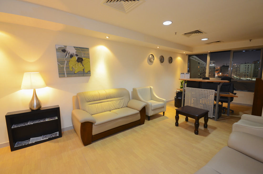 Al Waleed Palace Hotel Apartment Al Barsha Ντουμπάι Εξωτερικό φωτογραφία