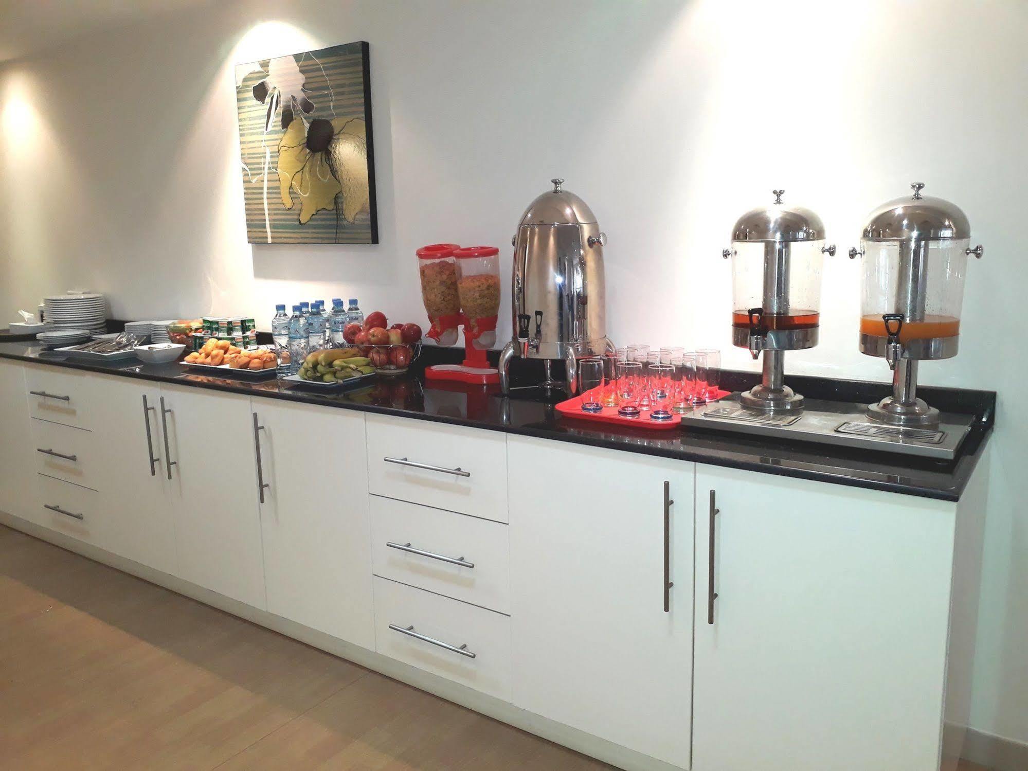 Al Waleed Palace Hotel Apartment Al Barsha Ντουμπάι Εξωτερικό φωτογραφία